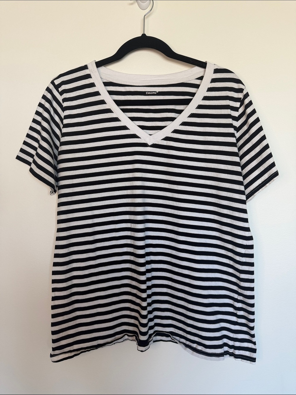 Striped V-Neck Short Sleeve Tee - Black & White